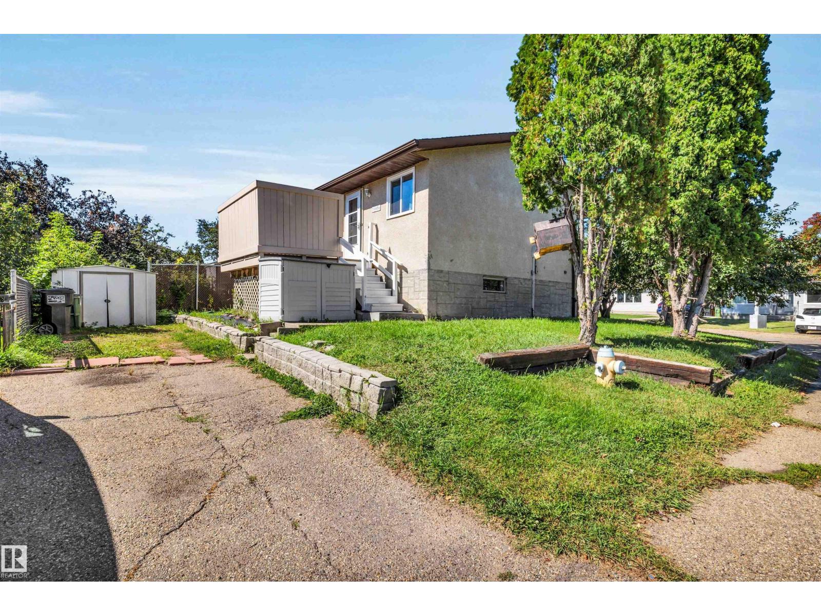 10856 173 AV NW - 31