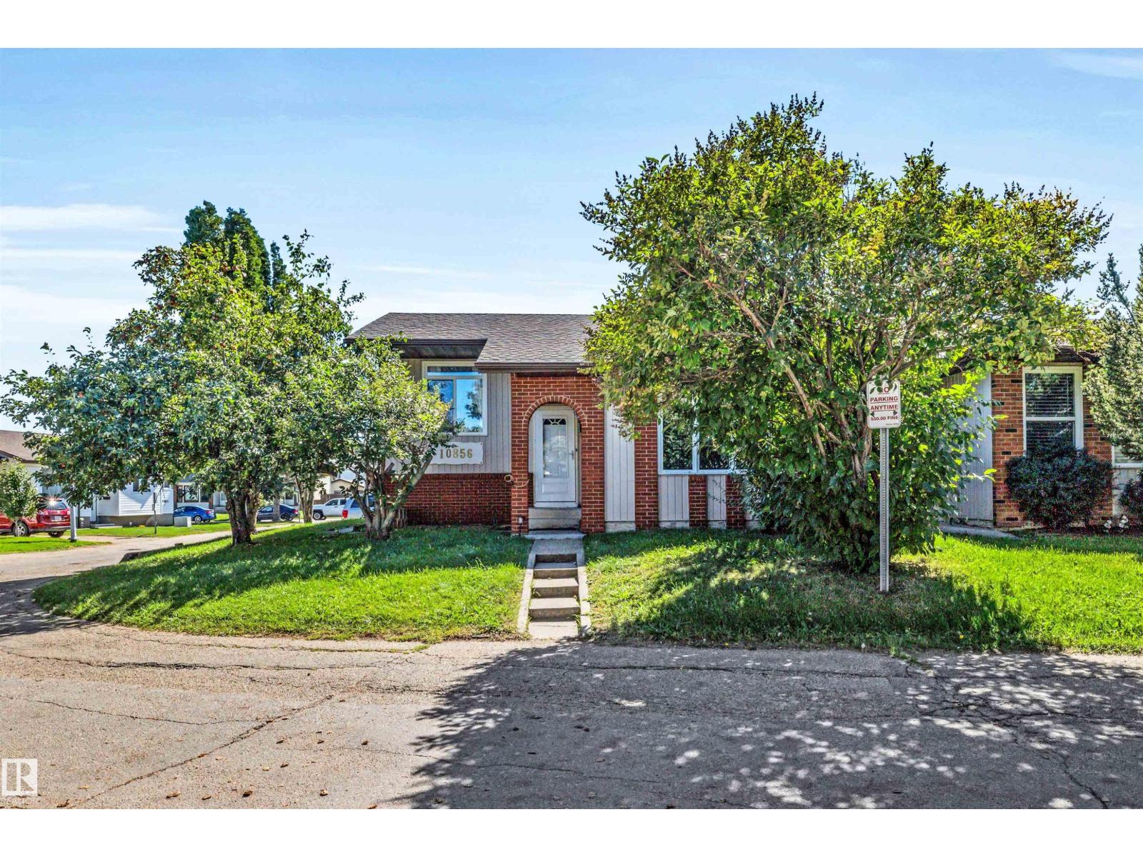 10856 173 AV NW - 1