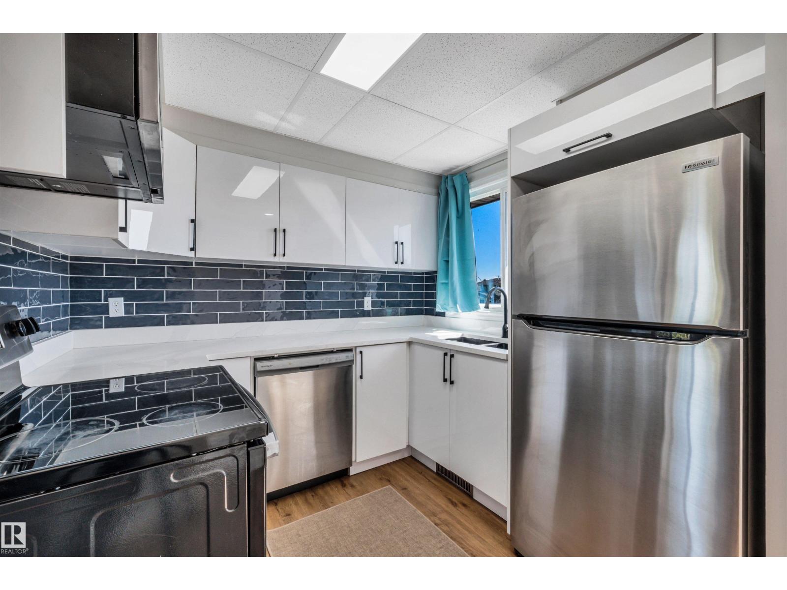 10856 173 AV NW - 7