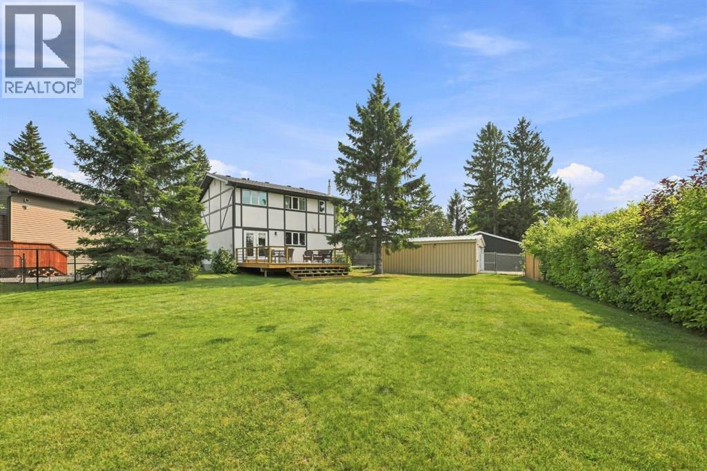 Listing photo – 6 Meeres Close, Red Deer