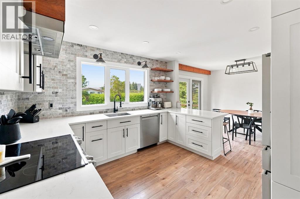 Listing photo – 6 Meeres Close, Red Deer