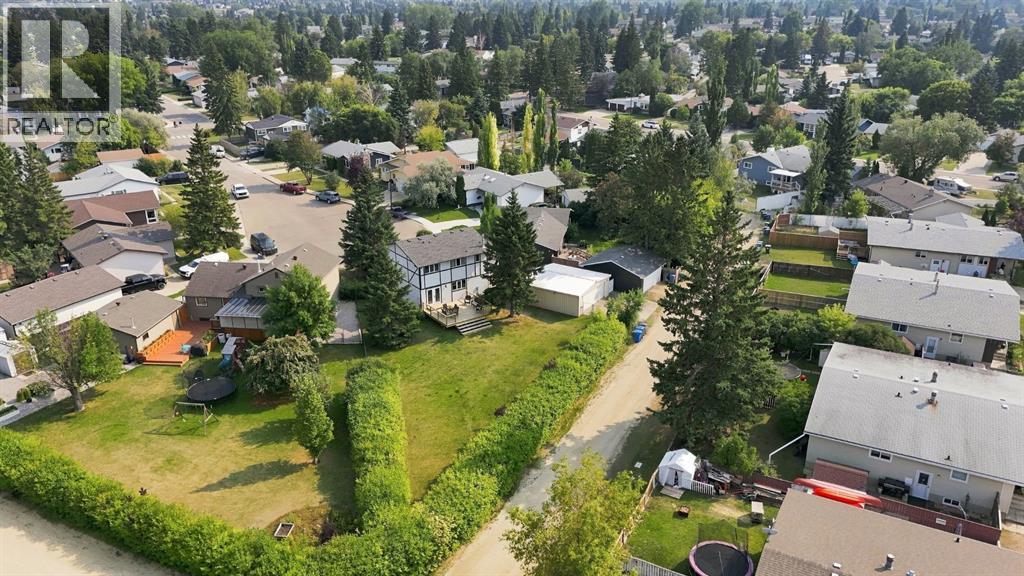 Listing photo – 6 Meeres Close, Red Deer