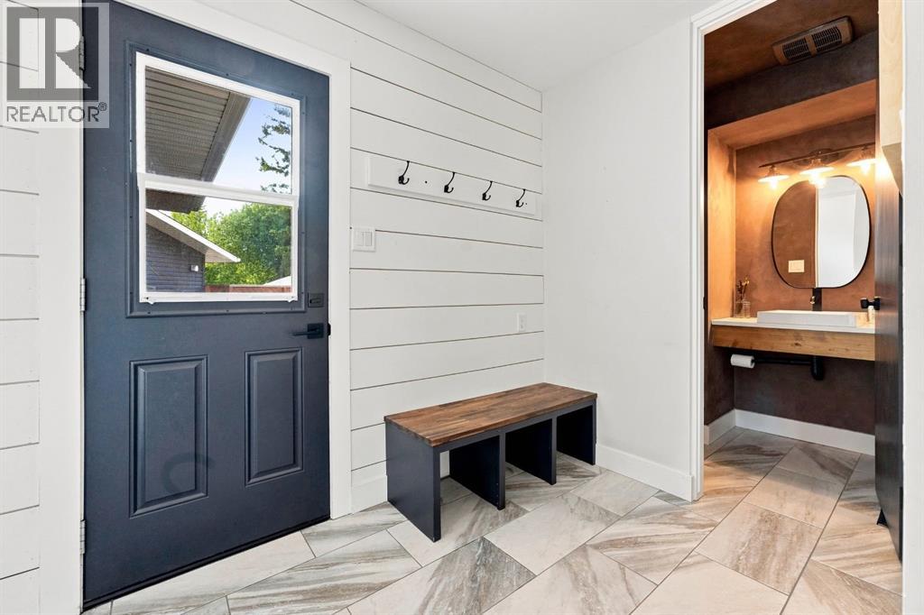 Listing photo – 6 Meeres Close, Red Deer