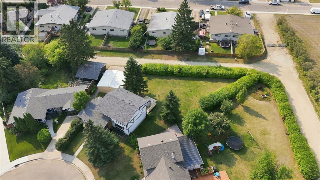 Listing photo – 6 Meeres Close, Red Deer