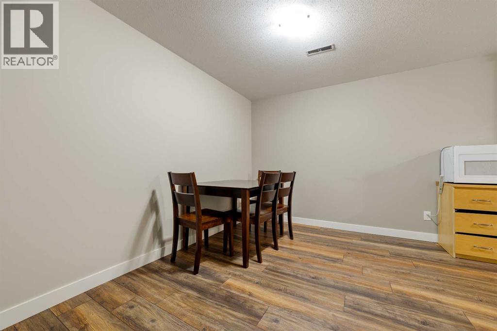 10 Trent Road W - 29