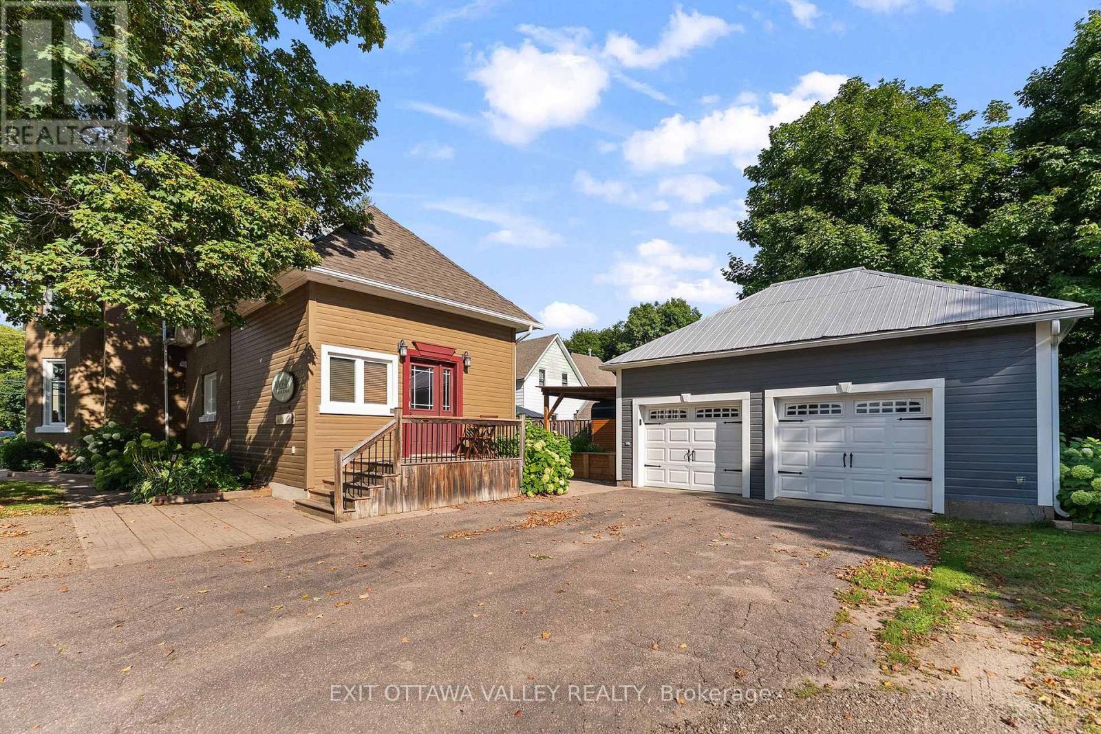 1739 BEACHBURG ROAD - 43