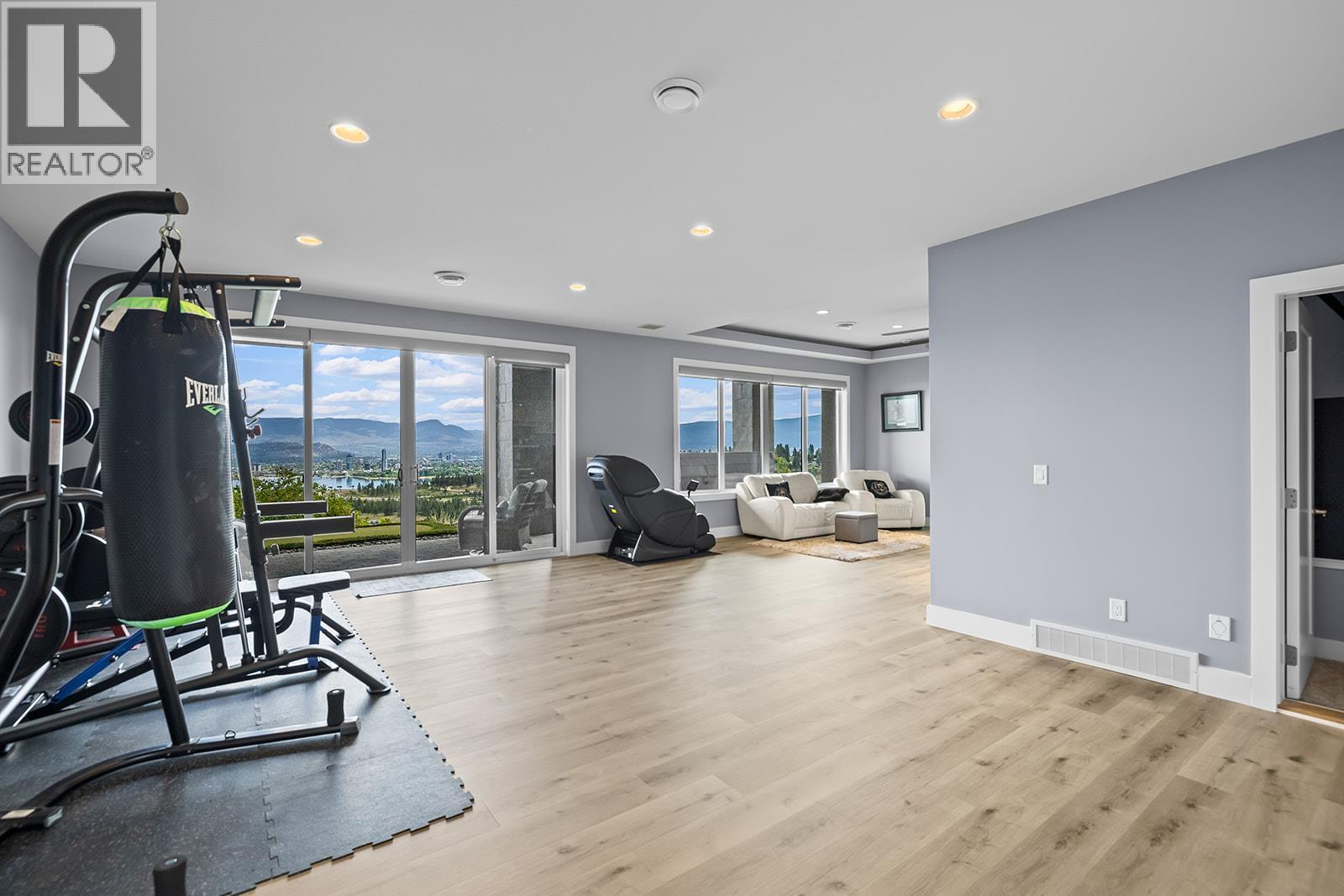  1823 Diamond View Drive, West Kelowna