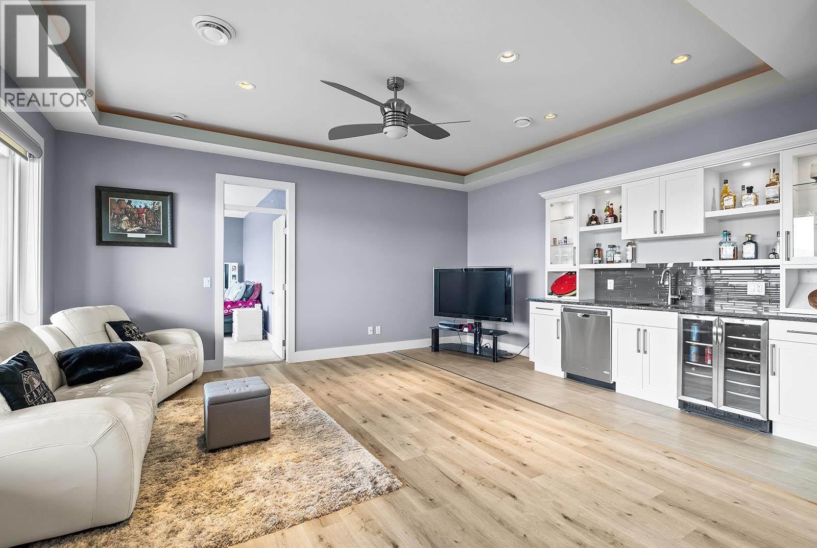  1823 Diamond View Drive, West Kelowna