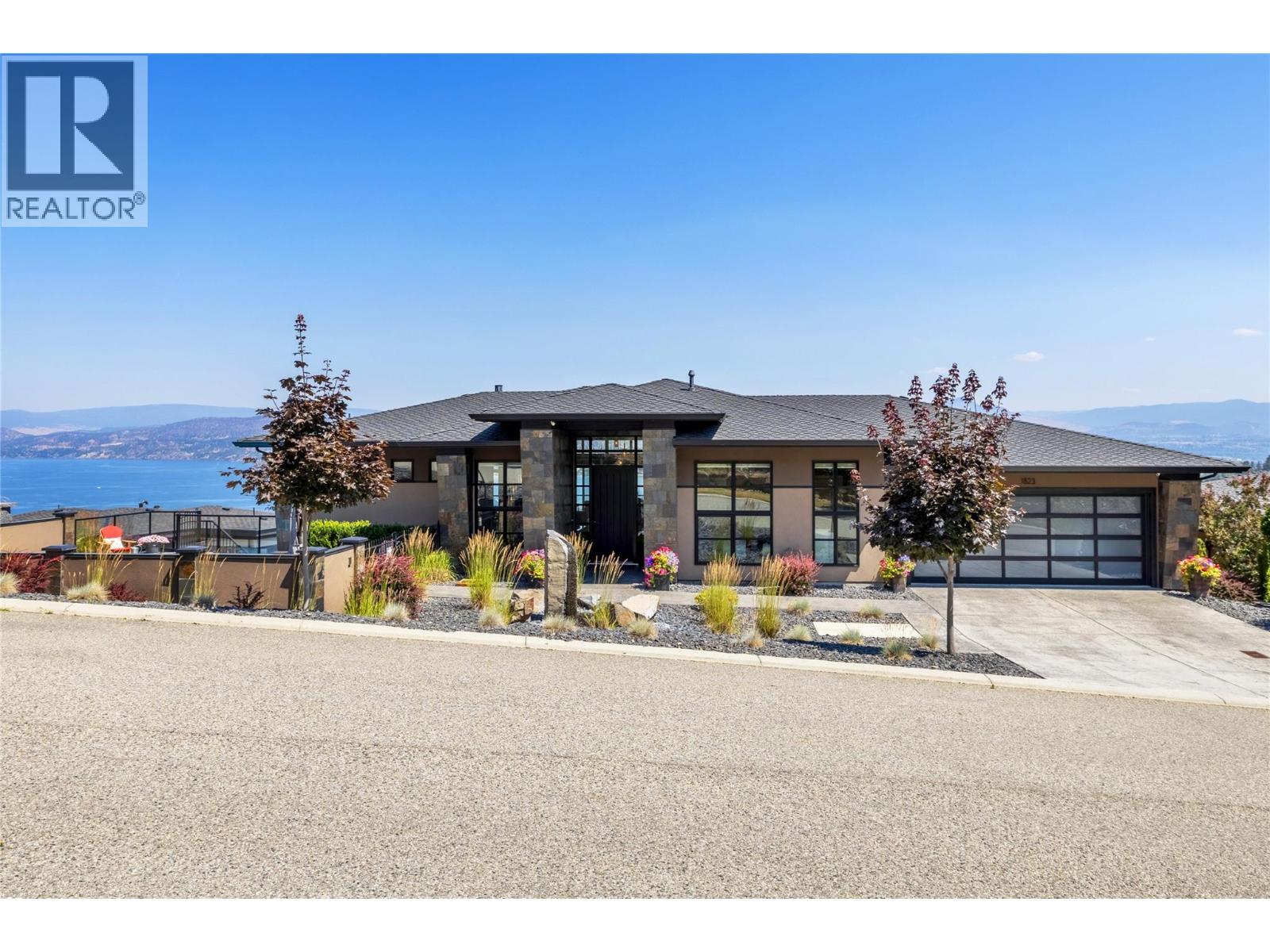 1823 Diamond View Drive, West Kelowna