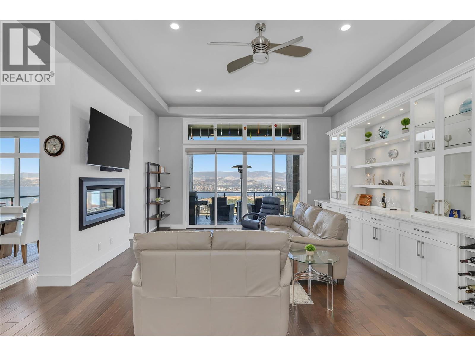  1823 Diamond View Drive, West Kelowna