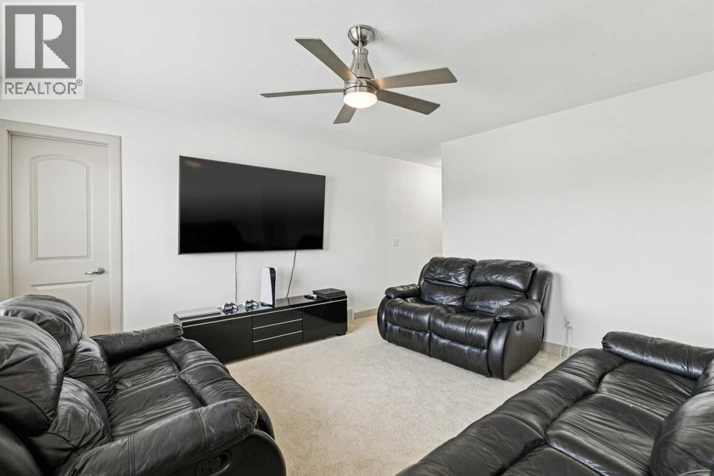 67 Everwoods Park SW - 18