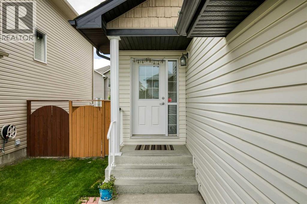 67 Everwoods Park SW - 2
