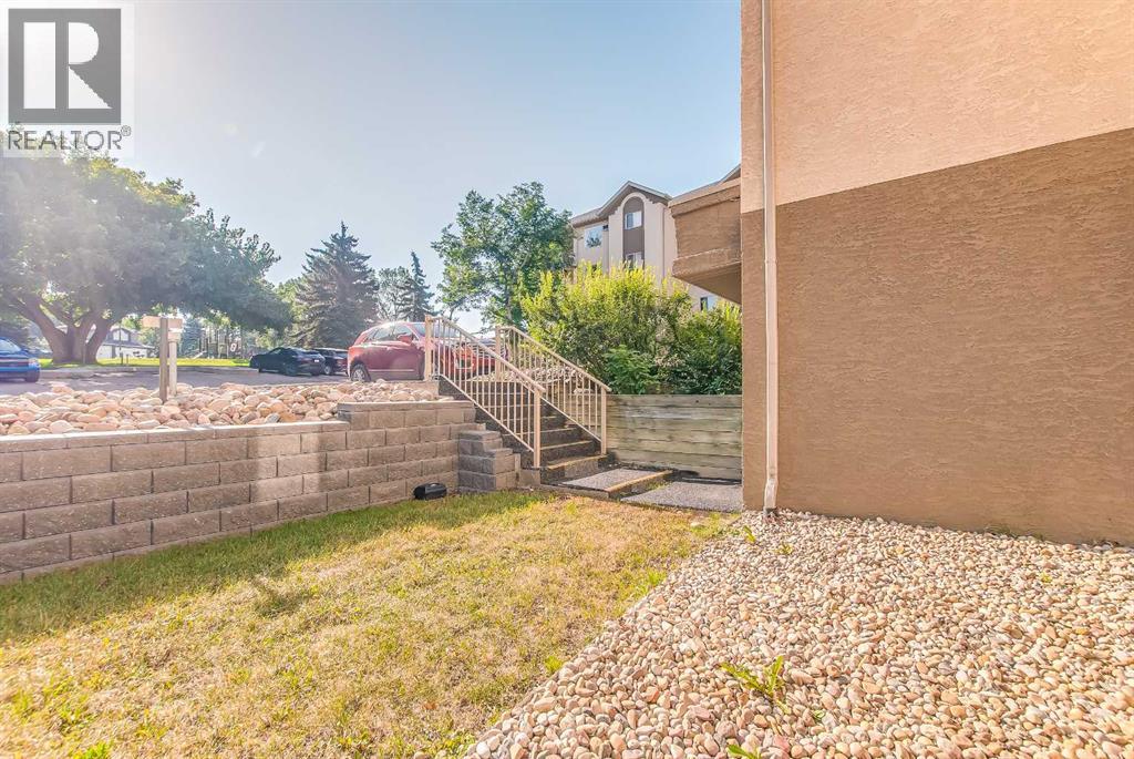 #107 245 Red Deer Drive SW - 43