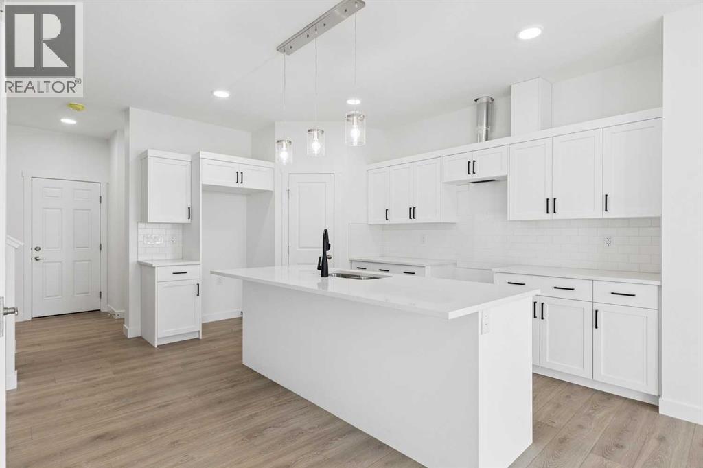 56 Heritage Manor - 4