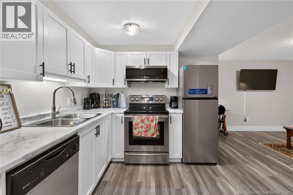 14 Rochefort Street - 36