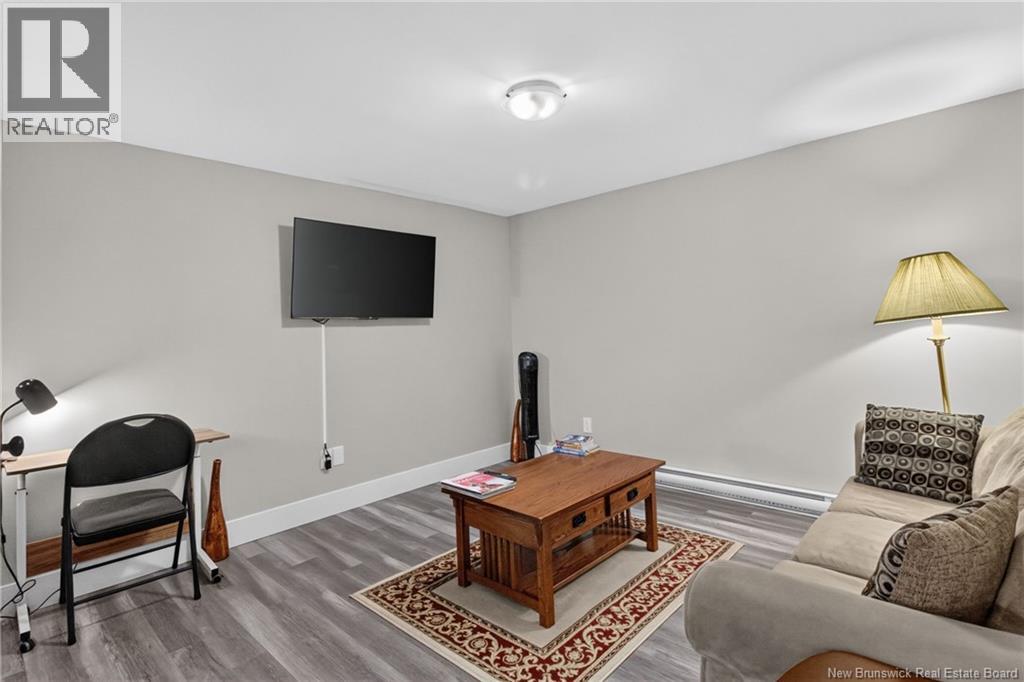 14 Rochefort Street - Image 40