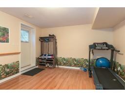 15560 36b Avenue, Surrey, BC V3Z0H1 Photo 24