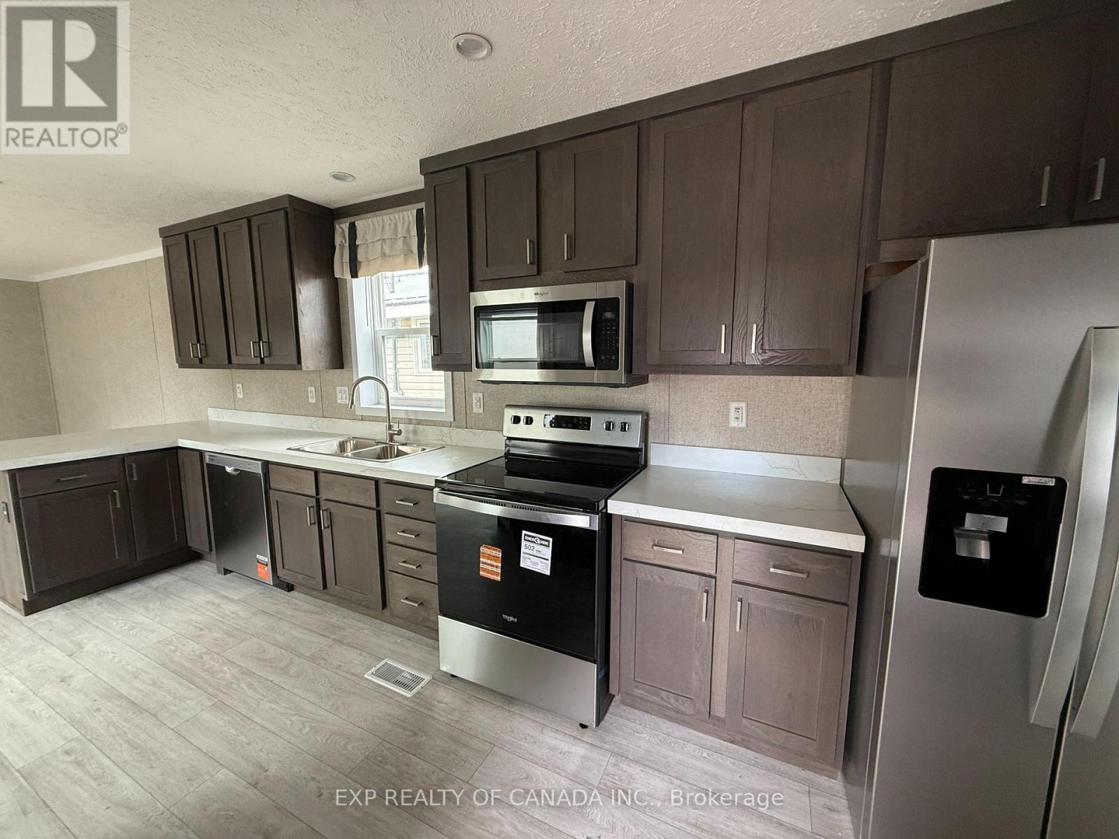268 EVELYN CRESCENT - 4