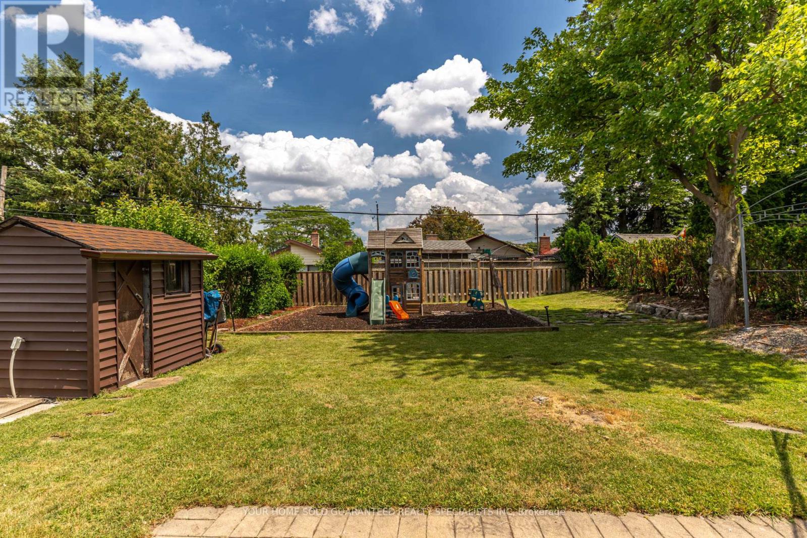 5 HALLOW CRESCENT - Image 7