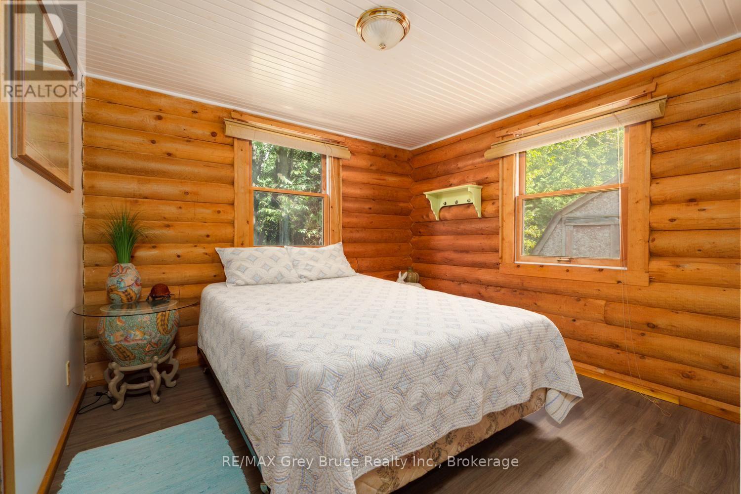 281 SHORELINE AVENUE - Image 16