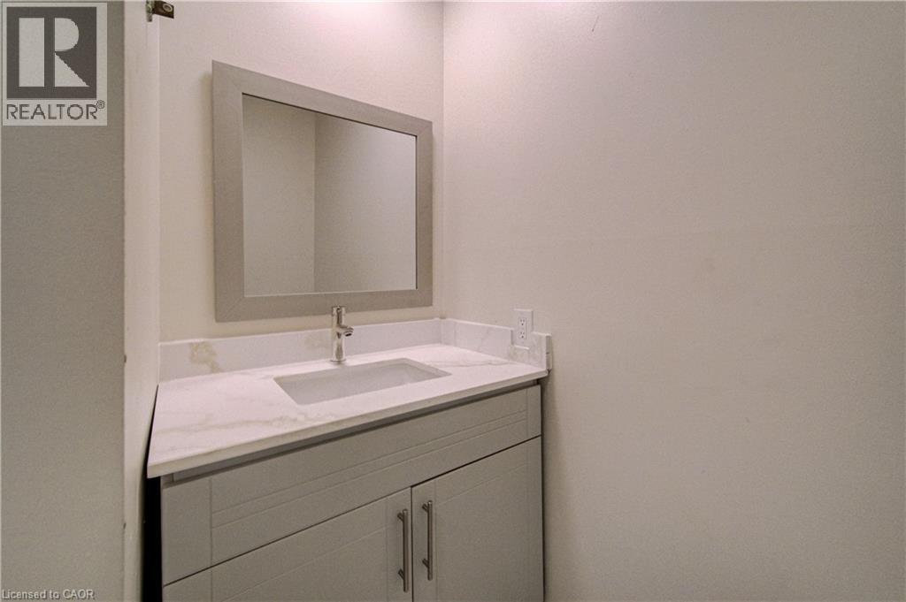 150 WESTCOURT Place - Image 13