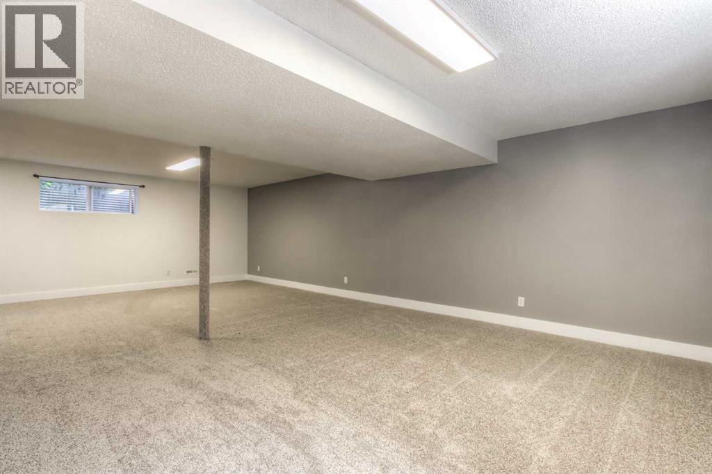 412 Springbank Place SW - 43