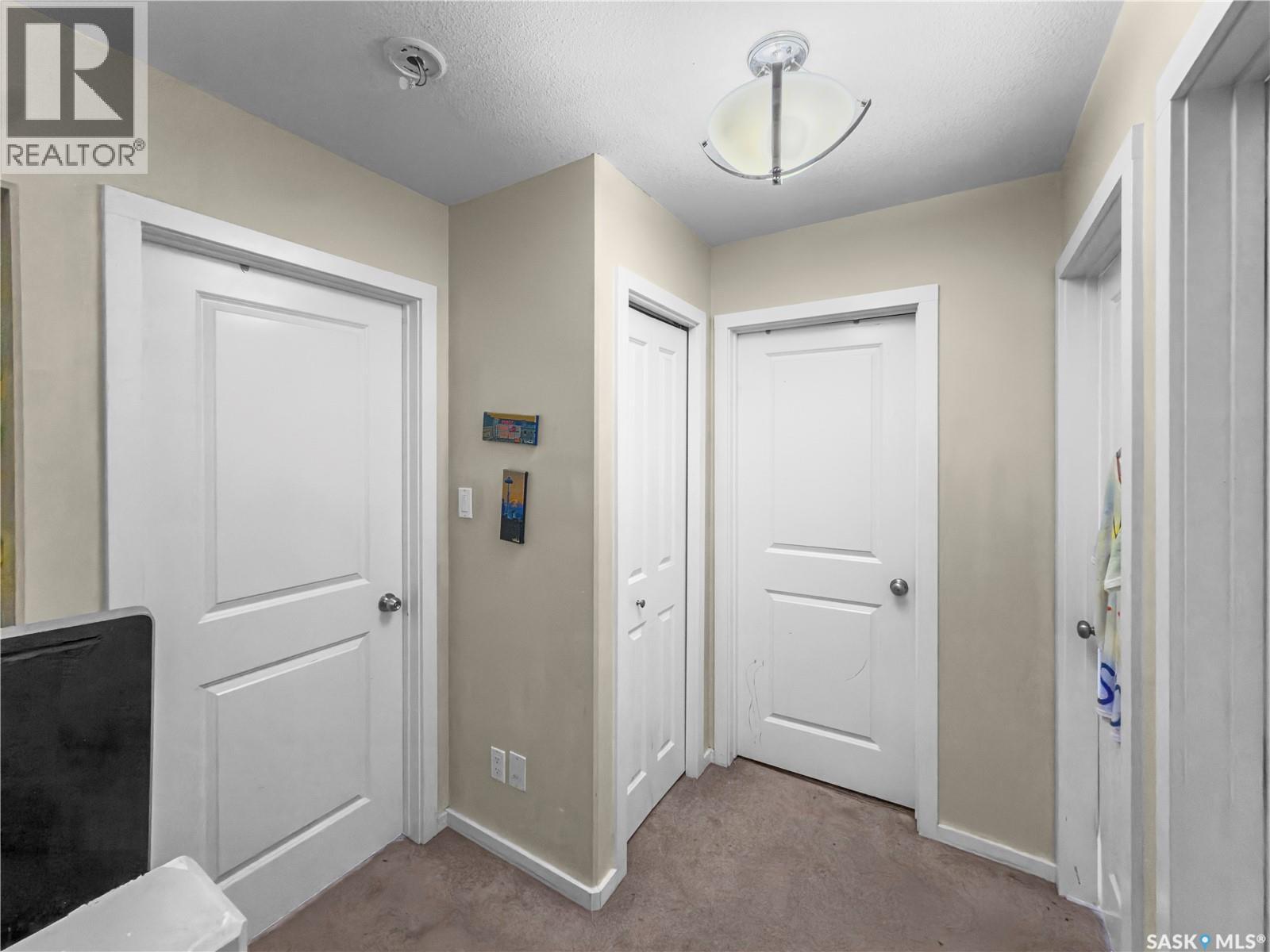558 Geary CRESCENT - 25