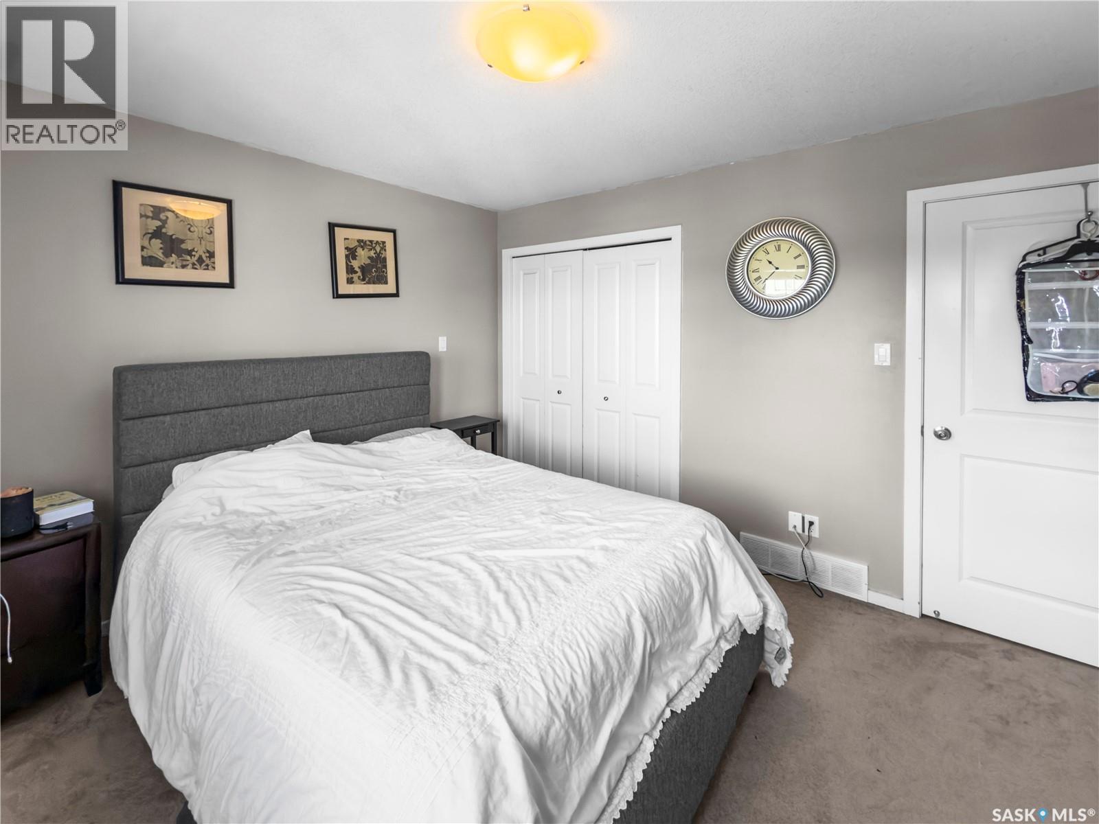 558 Geary CRESCENT - 30