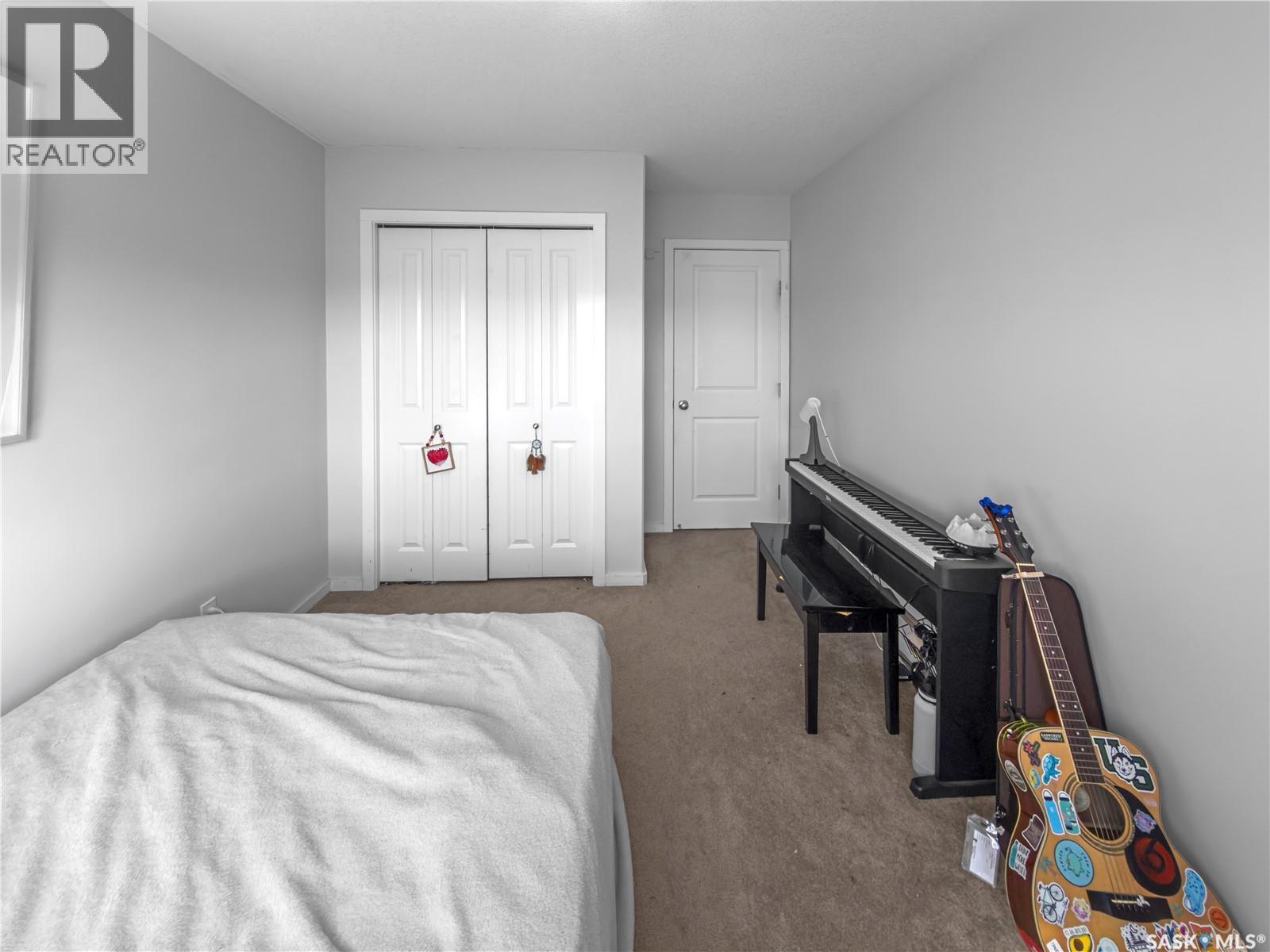 558 Geary CRESCENT - 37