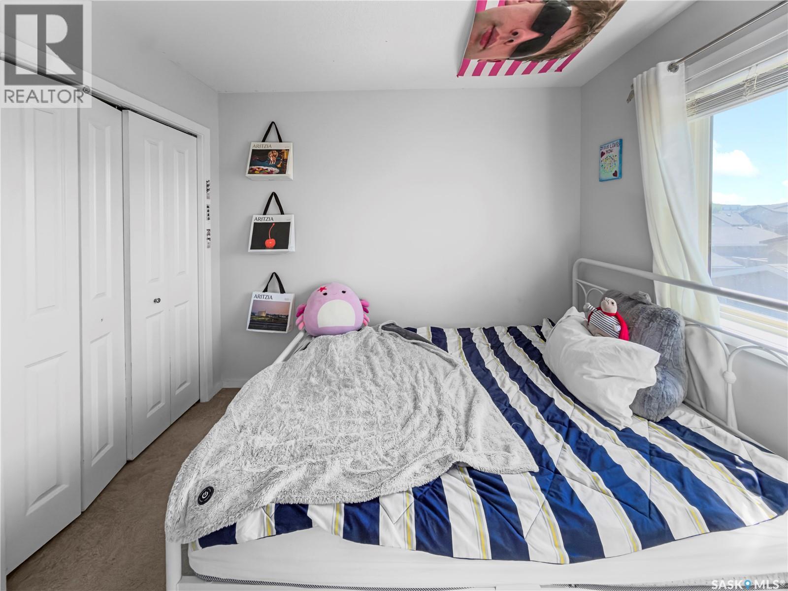 558 Geary CRESCENT - 39