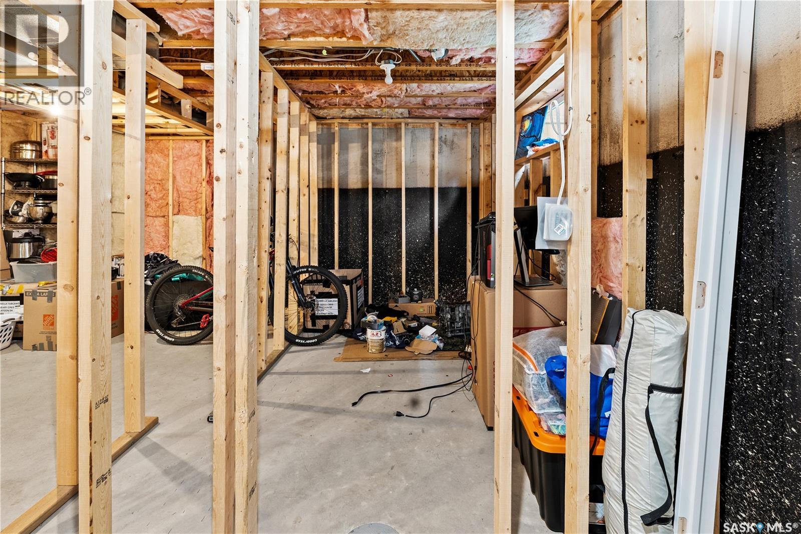 558 Geary CRESCENT - 49