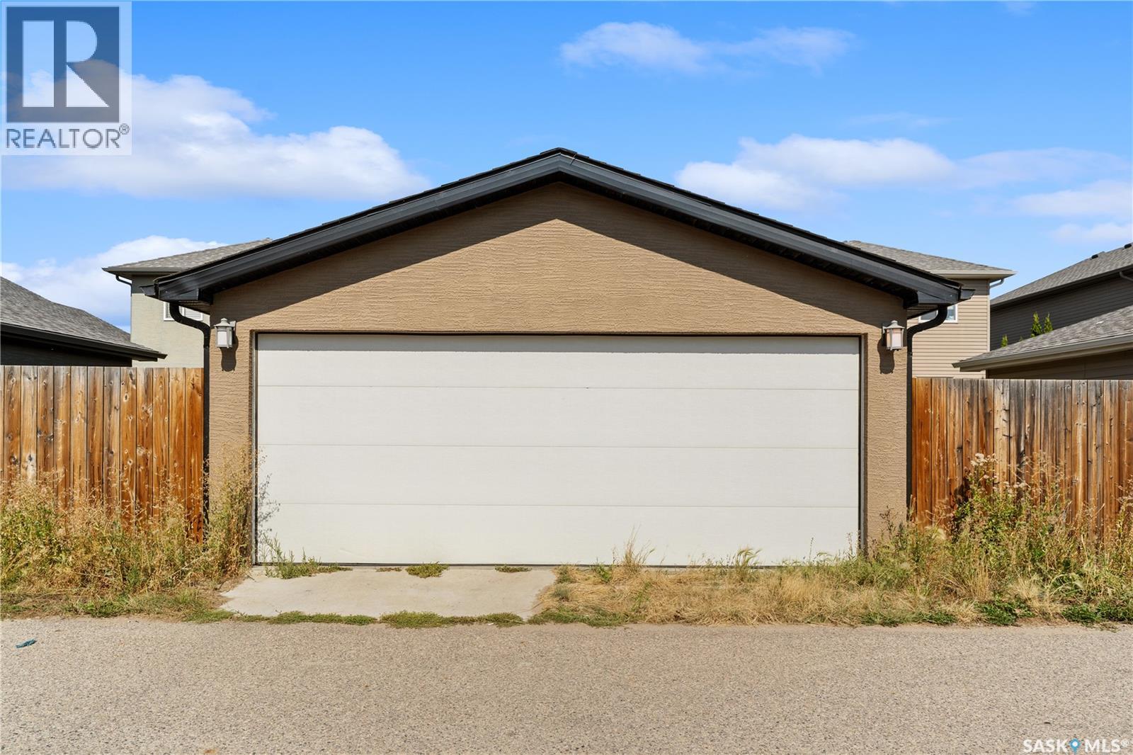 558 Geary CRESCENT - 61