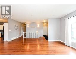 4pc Bathroom - 5604 28a, Camrose, AB T4V1T2 Photo 8
