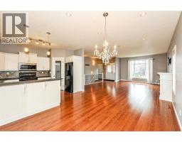 4pc Bathroom - 5604 28a, Camrose, AB T4V1T2 Photo 11