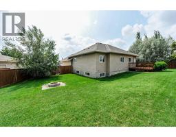 5604 28a, Camrose, AB T4V1T2 Photo 42