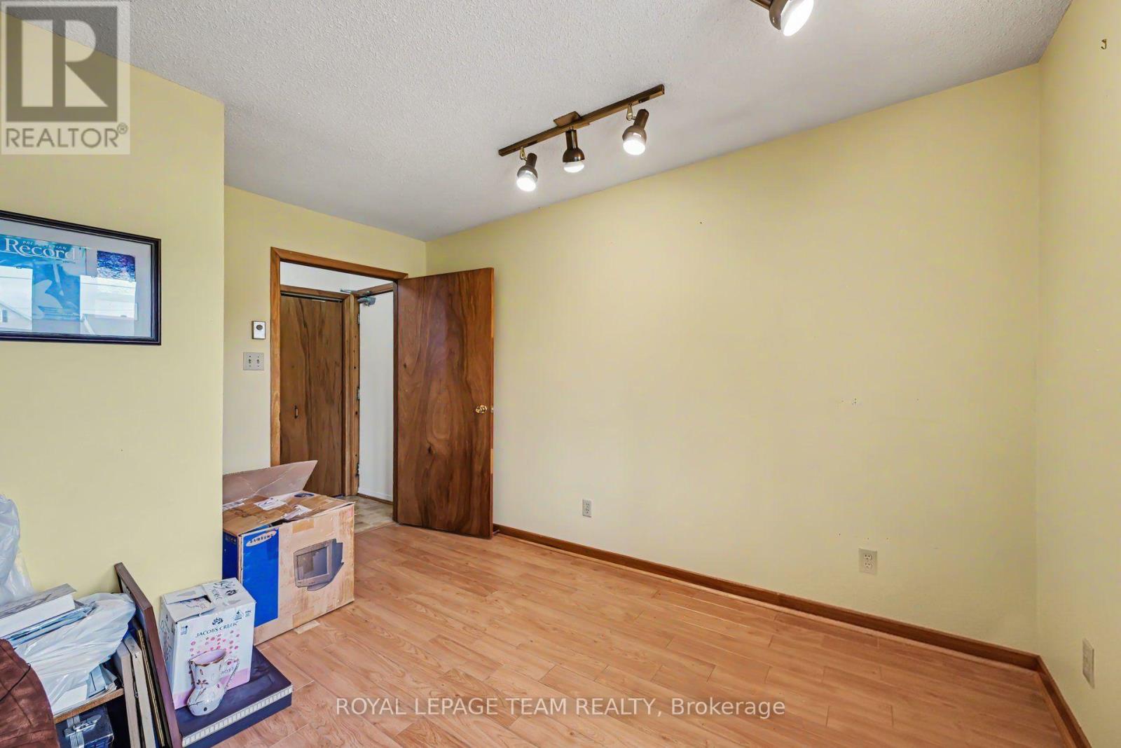 5630 SAVER ROAD - 19