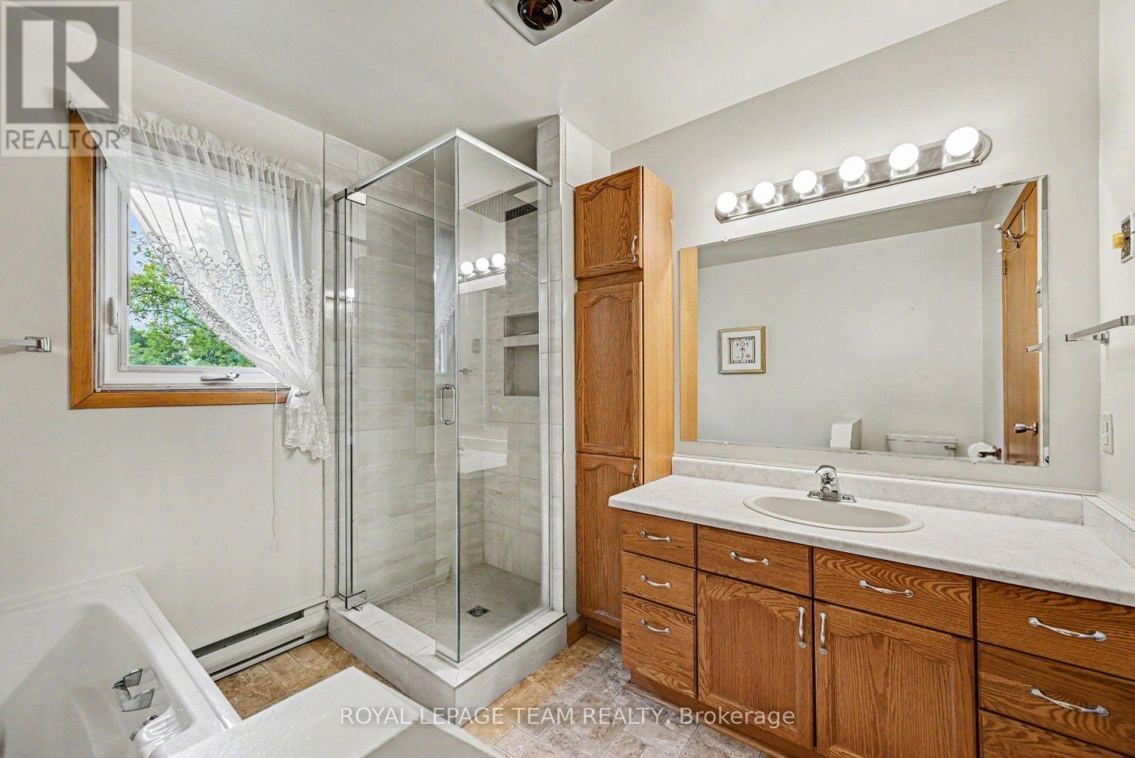 5630 SAVER ROAD - Image 20