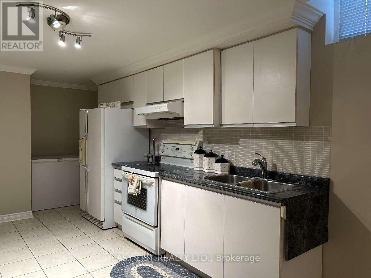 14 GAS LIGHT CRESCENT - 27