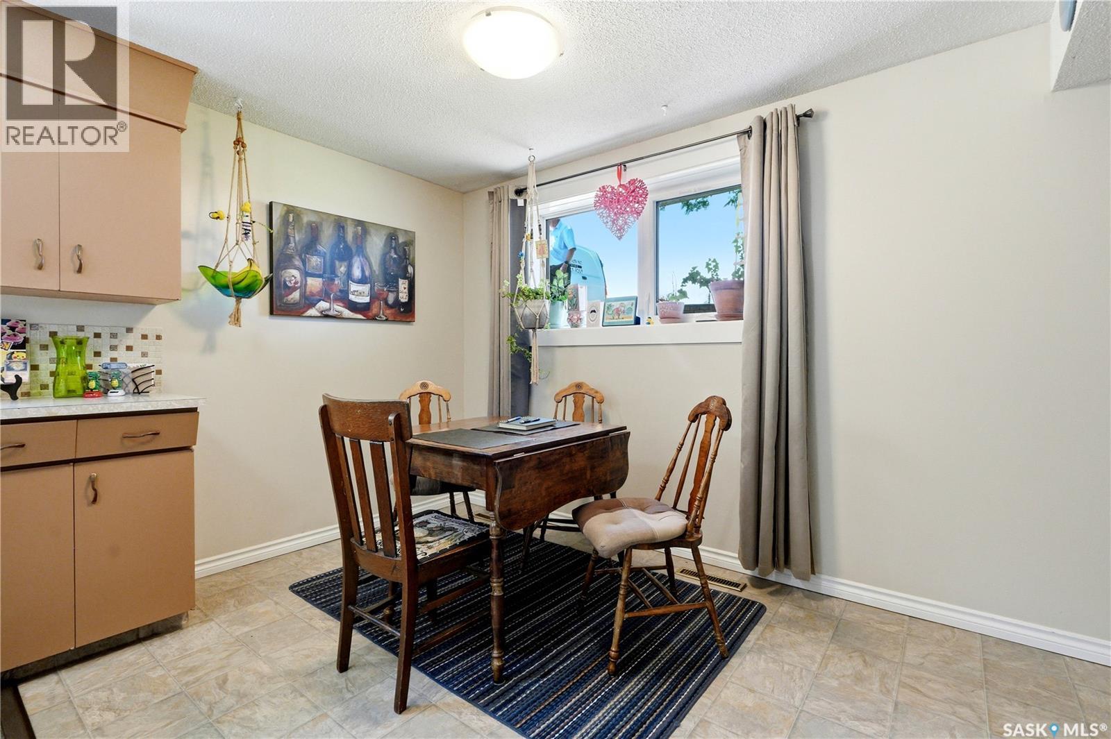 2525 McPherson AVENUE - Image 33