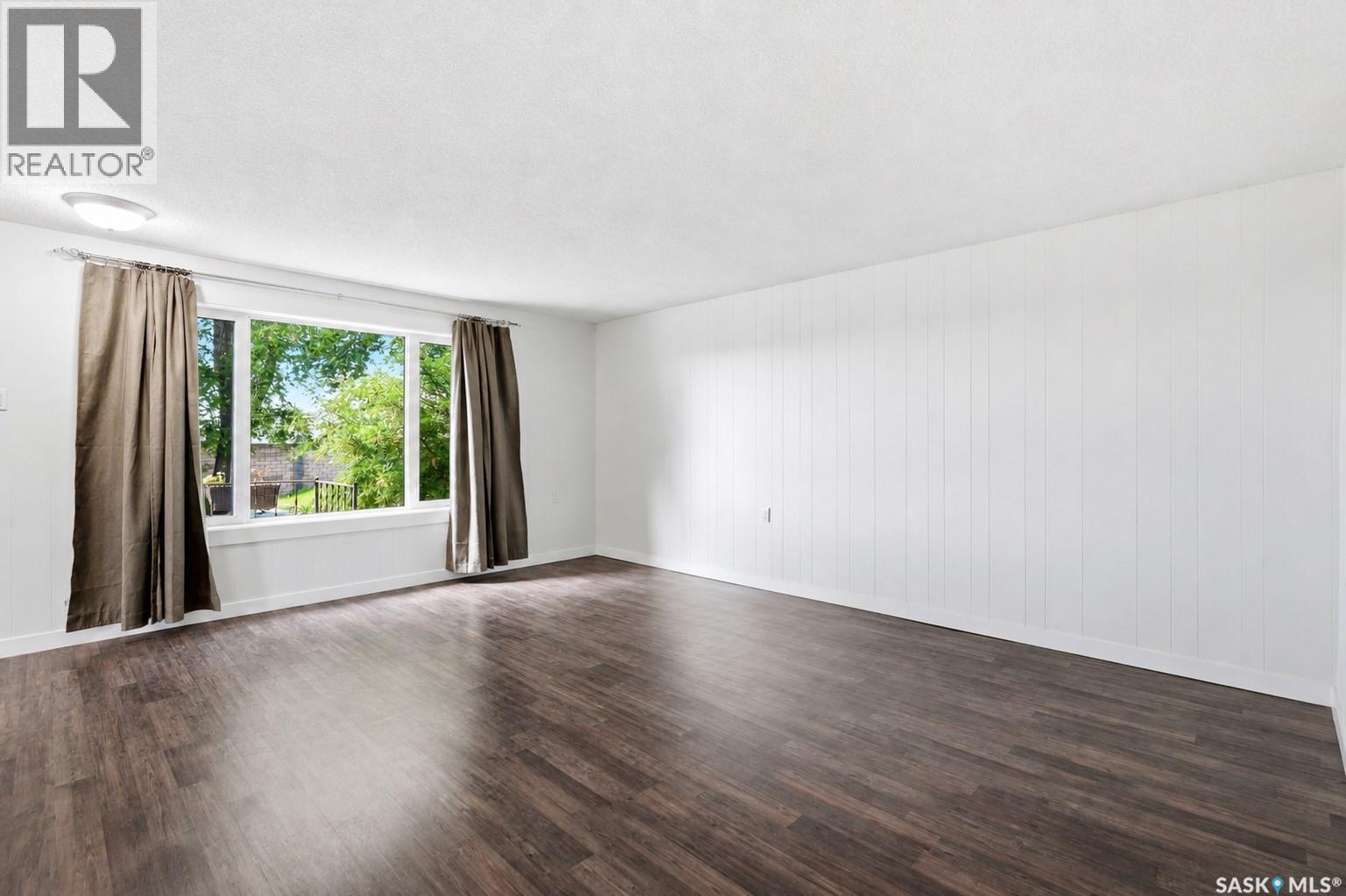 2525 McPherson AVENUE - 6