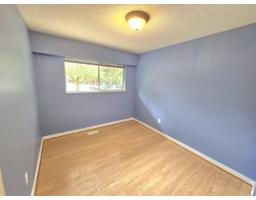 10992 132a Street, Surrey, BC V3T3Y4 Photo 15