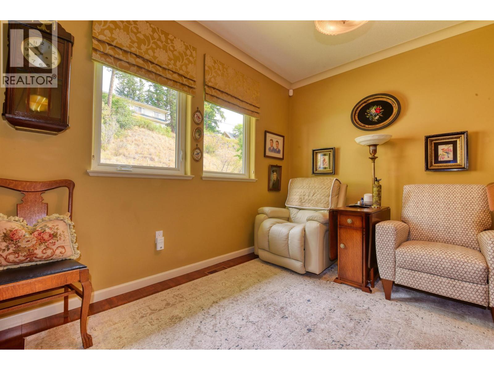1515 DUNCAN ROAD - 17