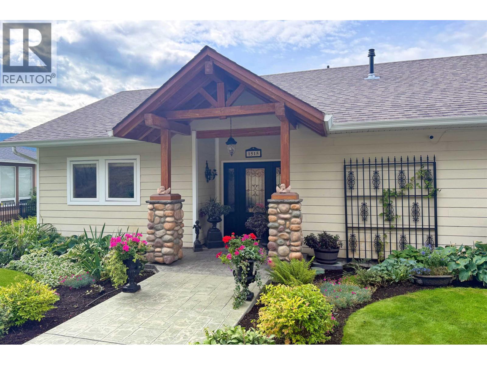 1515 DUNCAN ROAD - Image 33