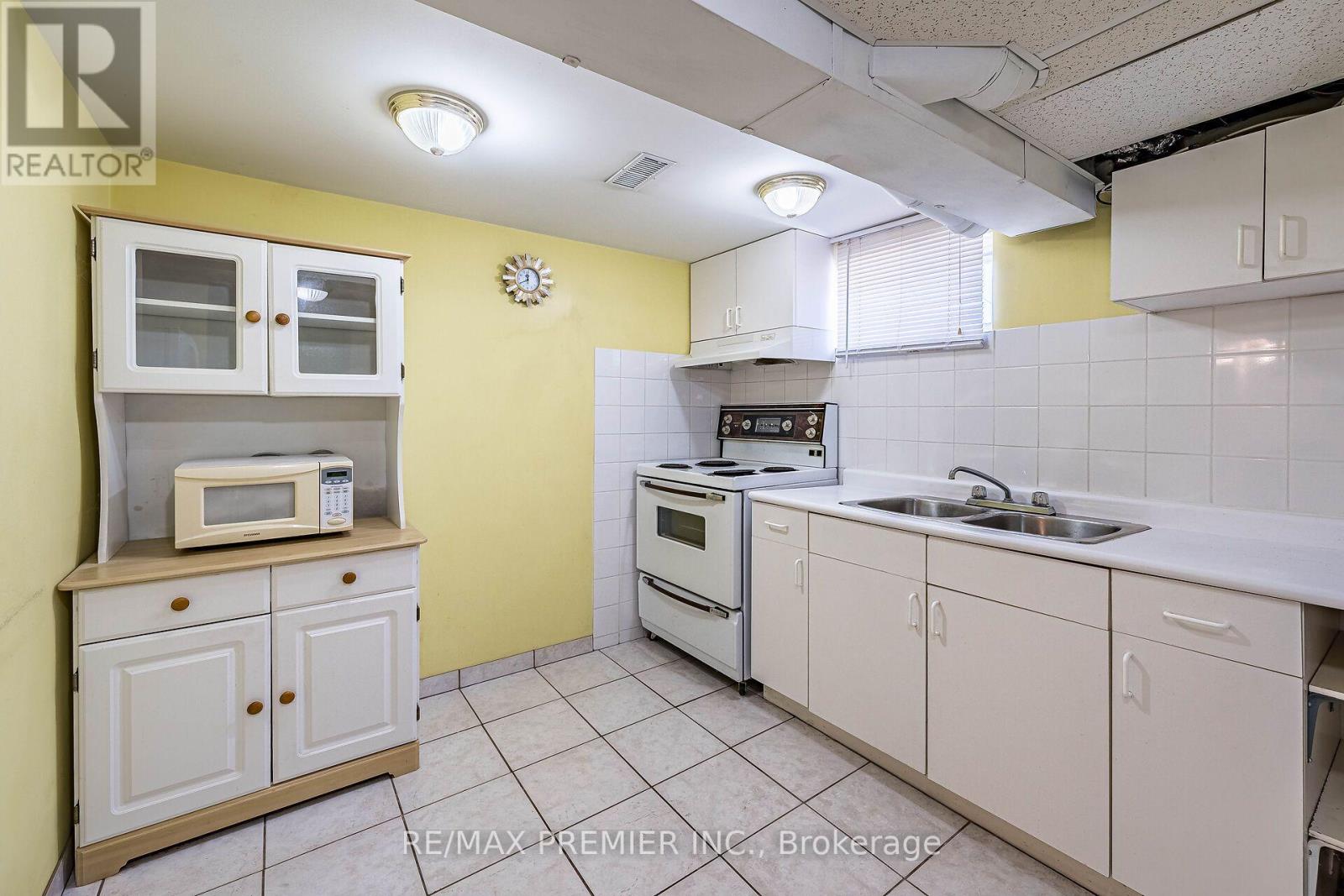 5 VALOIS COURT - Image 21