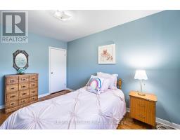 5 Valois Court, Toronto, ON M9V2Z4 Photo 13