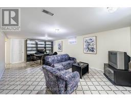 5 Valois Court, Toronto, ON M9V2Z4 Photo 17