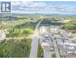 Photo 9 of 32, 5531 HARTWAY DRIVE · Prince George, BC