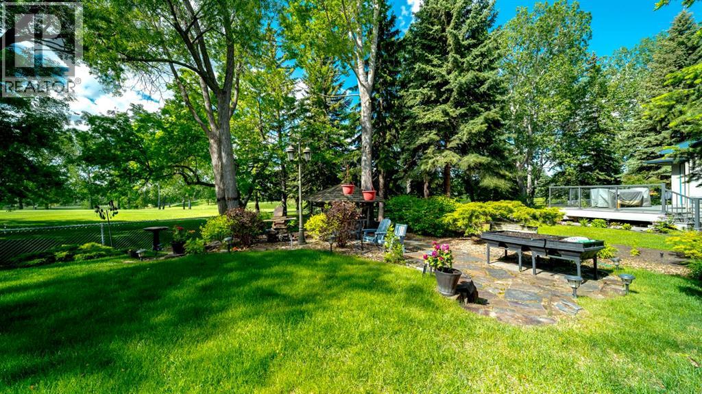 152 Mapleburn Drive SE - 40
