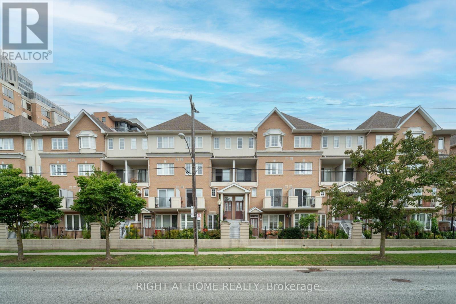 220 GRANDVIEW WAY - 1