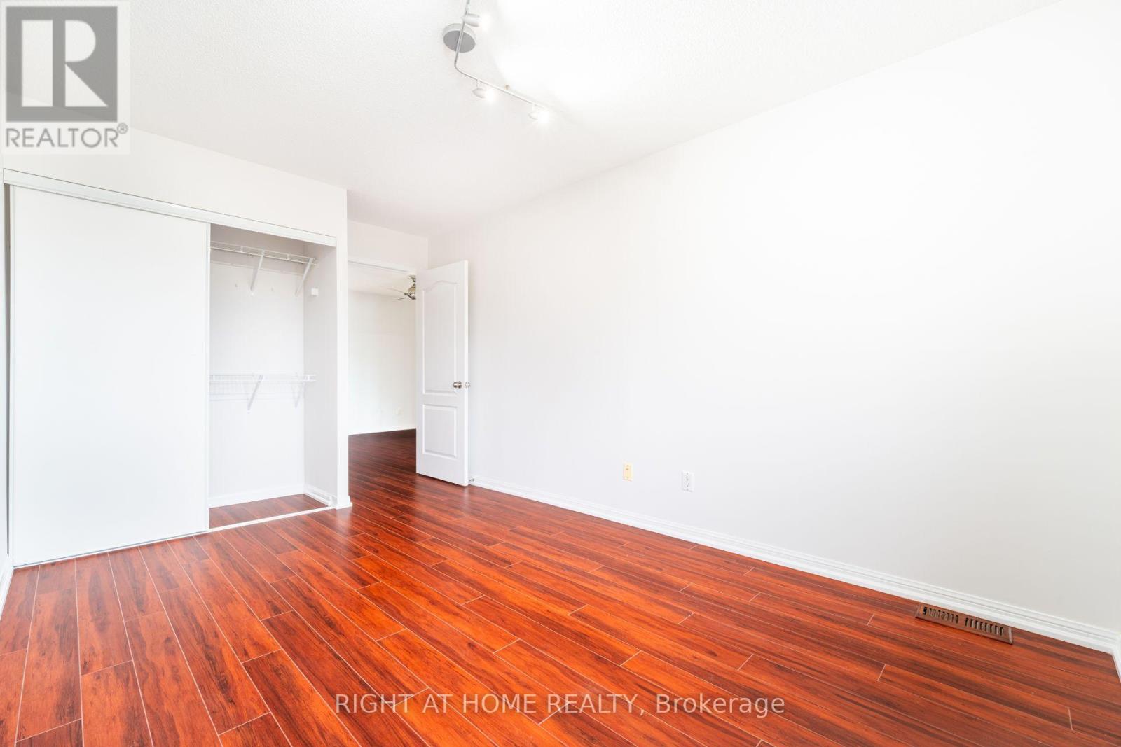 220 GRANDVIEW WAY - Image 14